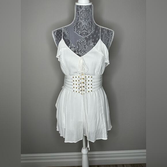LUSH NORDSTROM Womens Ivory White Ruffle Front Spaghetti Strap Romper Size Small - Picture 1 of 3